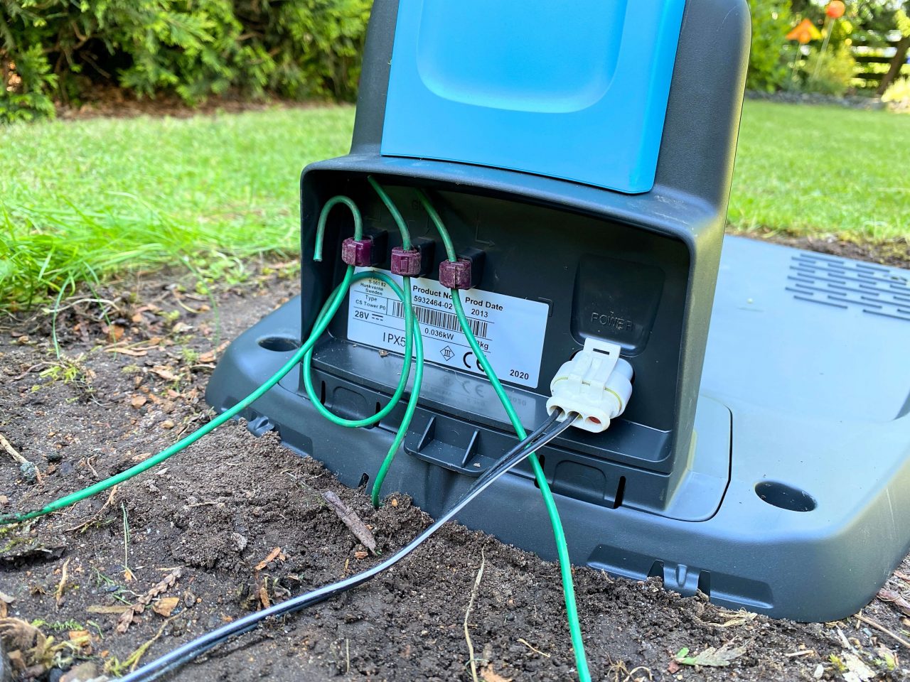 Sileno City von Gardena stylischer, robuster und smarter Rasenmähroboter