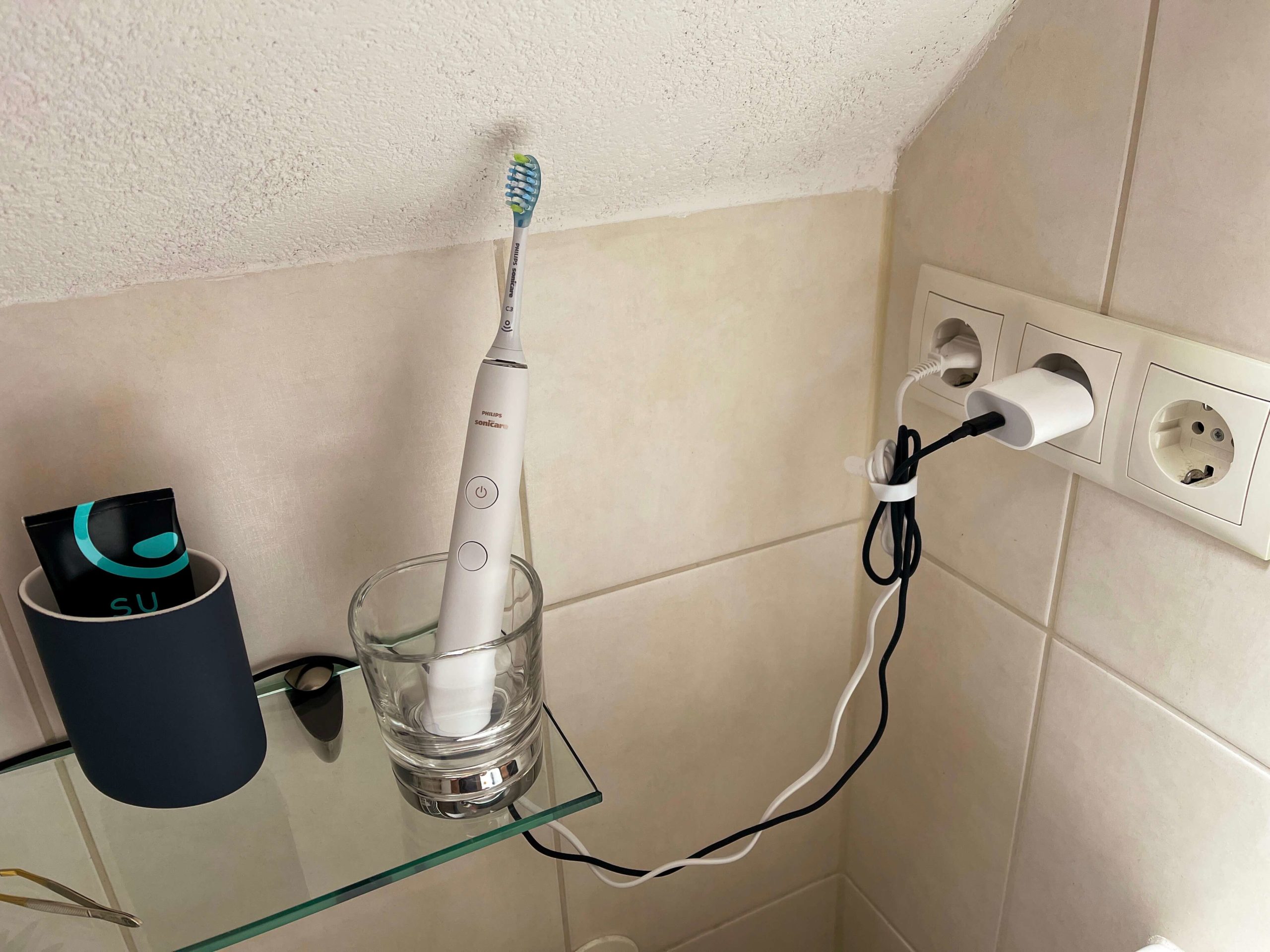 Sonicare-DiamondClean-Schallzahnbuerste-von-Philips-blendende-Aussichten3-scaled Sonicare DiamondClean Schallzahnbürste von Philips - blendende Aussichten