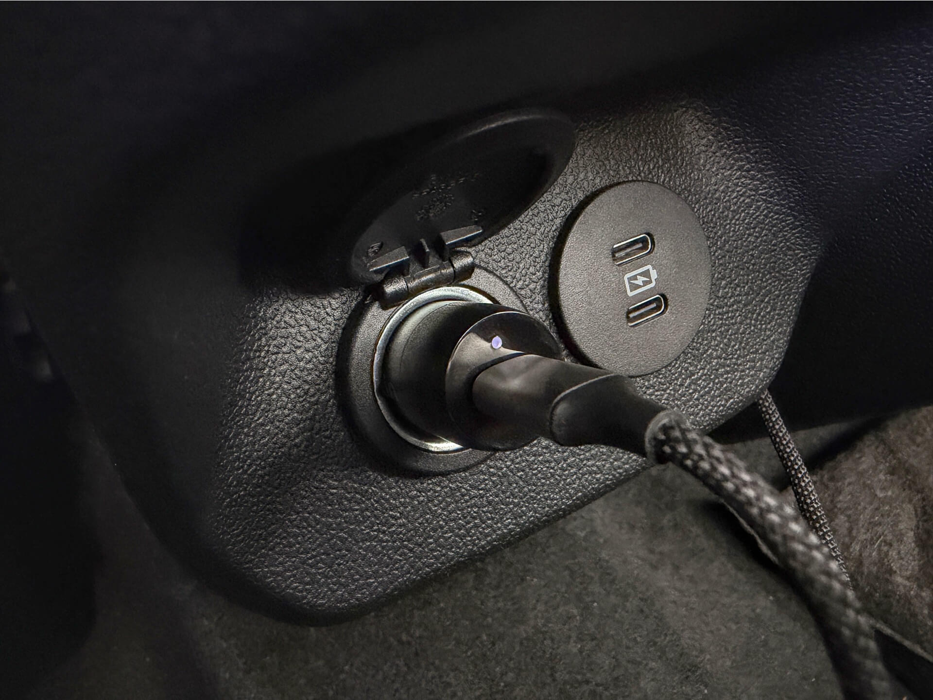 BoostCharge-30-Watt-KFZ-Schnellladegeraet-von-Belkin3 BoostCharge 30-Watt-KFZ-Schnellladegerät von Belkin