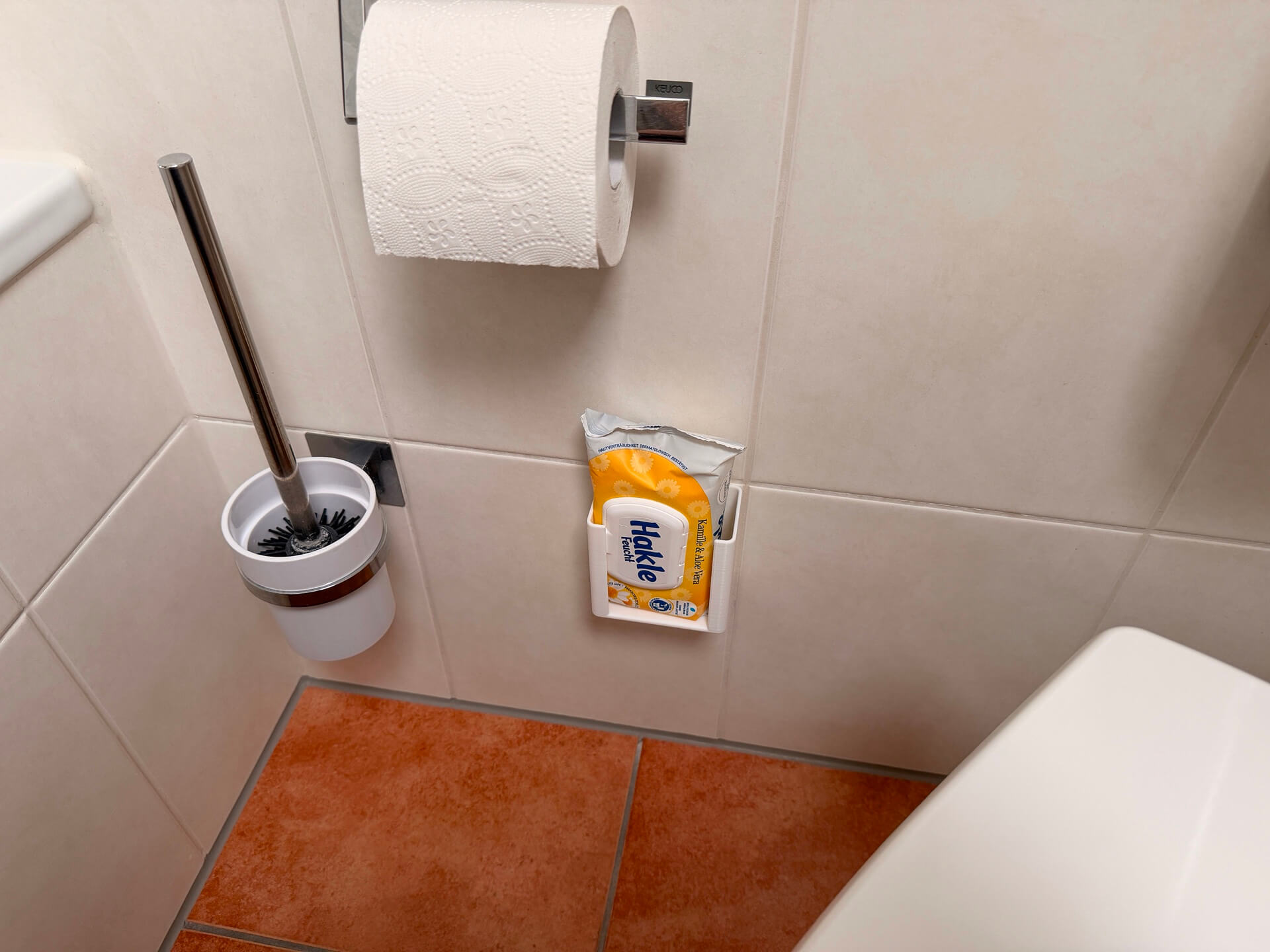Alltagsprobleme_mit_3DDruck_loesen_Halterung_fuer_feuchtes_Toilettenpapier3 Wandhalterung für feuchtes Toilettenpapier
